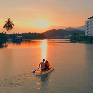 Champa Island - & Resort